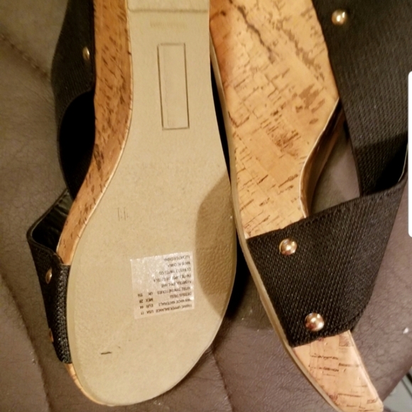 Shoes - Picture 2 of 2